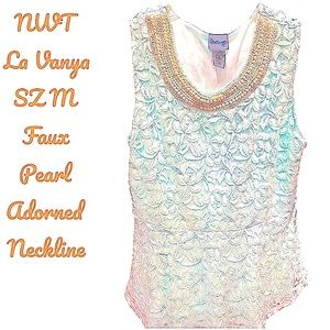 NWT La Vanya faux pearl adorned neckline Mint Green Lacey blouse SZMED Pull over
